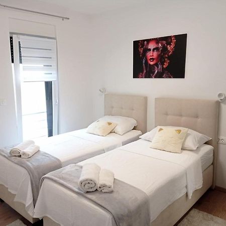 Apartman Franc S Вир Екстериор снимка