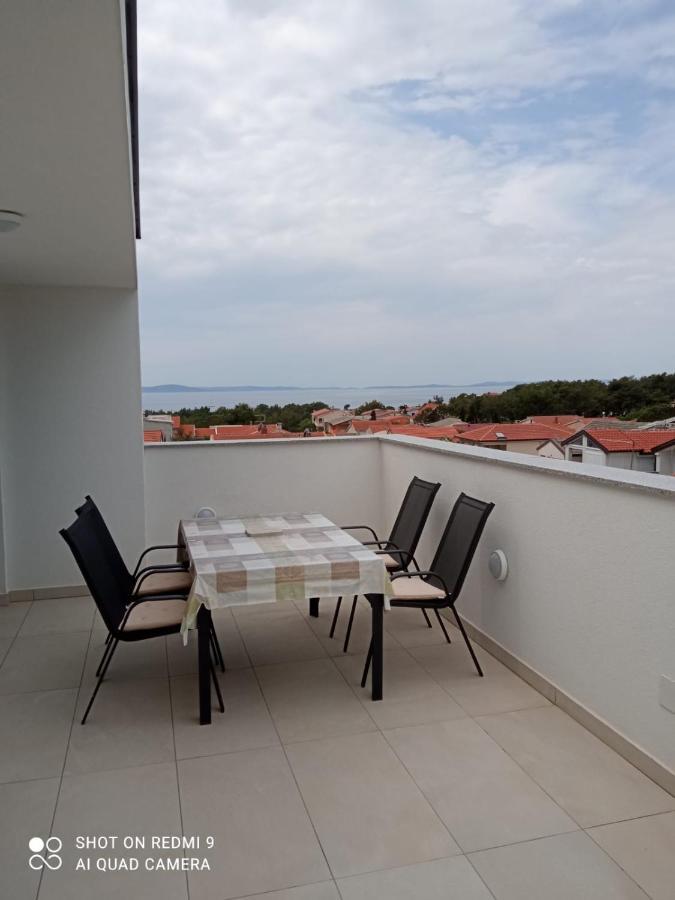 Apartman Franc S Вир Екстериор снимка