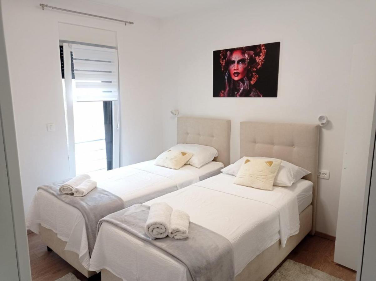 Apartman Franc S Вир Екстериор снимка